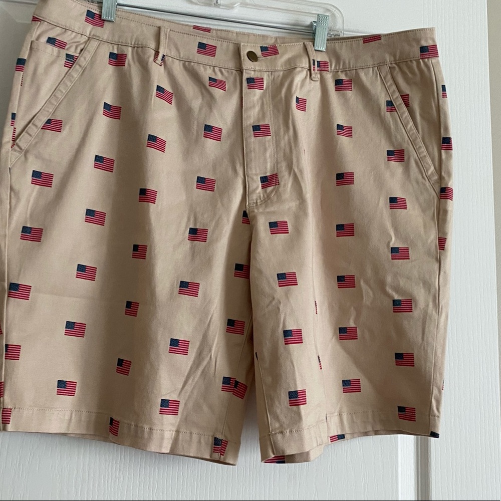 Scandia Woods USA American Flag Mens Short SIZE 42